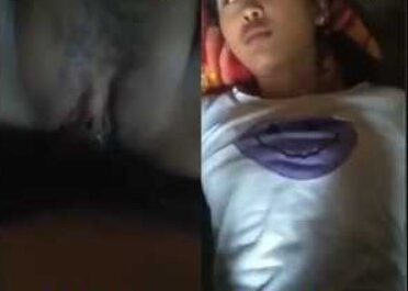 အထန်မ စုမြတ်မွန်ထွန်း ကို ရှယ်လိုးဖုတ်တာလေး