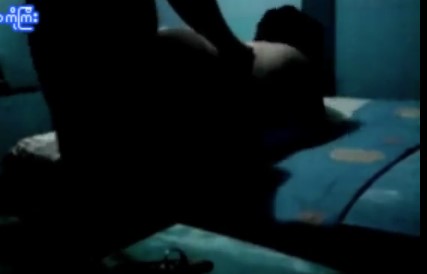 လေးဘက် ထောက်ခိုင်းပြီး နောက်ကနေ အမုန်းတီးတဲ့ ဘဲ မြန်မာအောကား