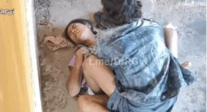 စော်ကို ထန်းရည်လေးတိုက်ပြီး အာရး ပါးရ လိုးနေကျတာ